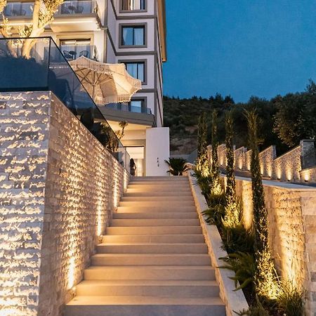 Mazarine Hotel, Vlore, Albania Radhimë エクステリア 写真
