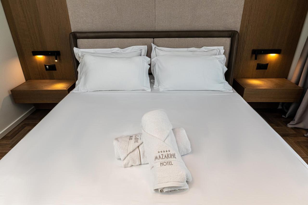 Mazarine Hotel, Vlore, Albania Radhimë エクステリア 写真